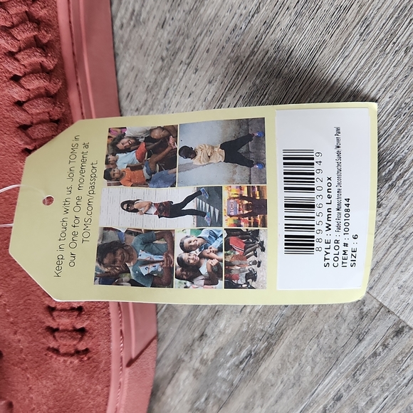 NWT Toms Wmn Lenox Sneakers - Picture 6 of 6